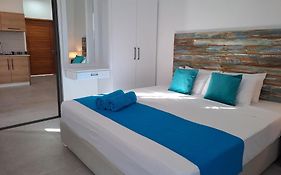 Maison Mont Choisy - One Or Two Bedrooms Apartment