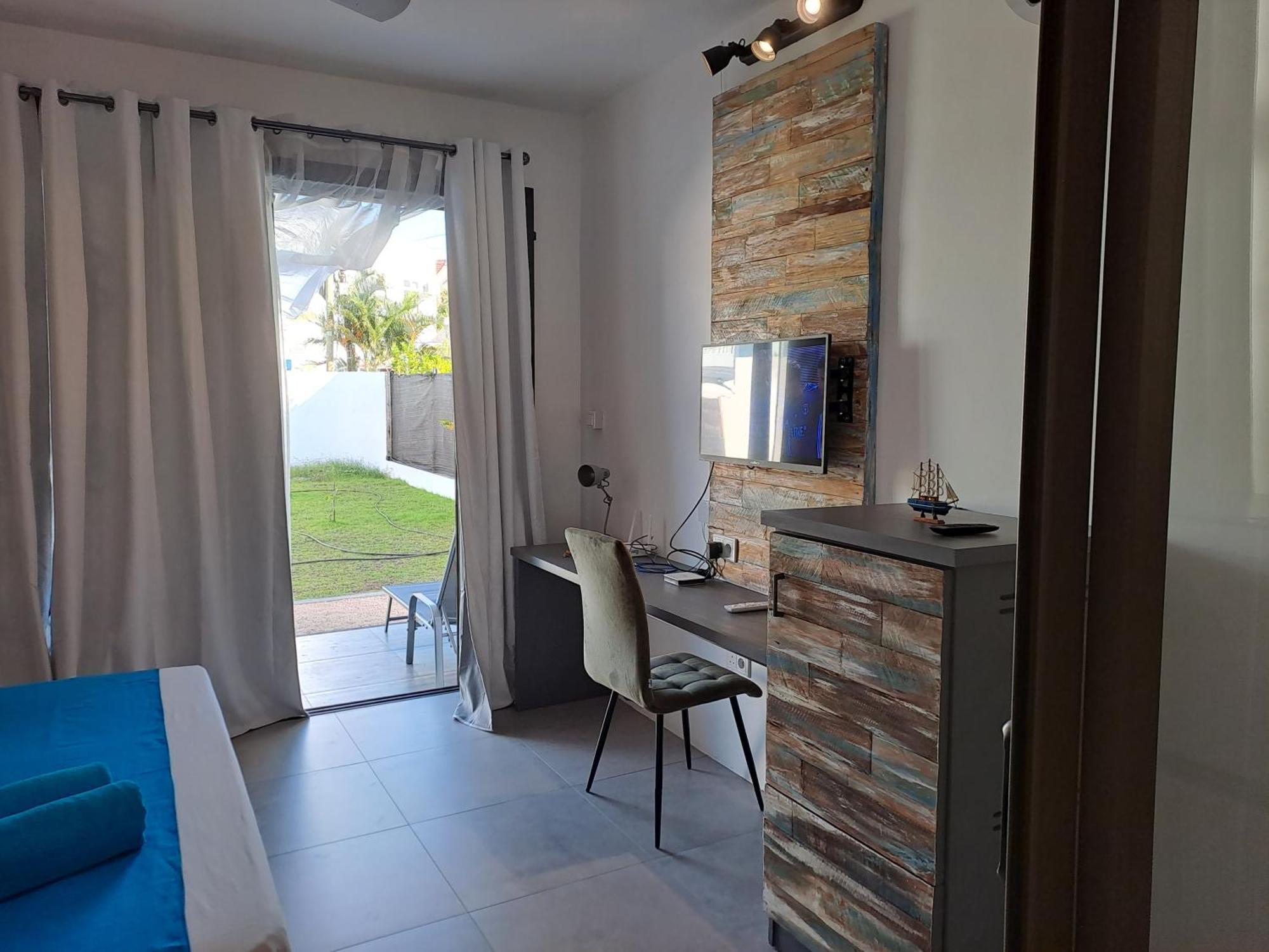 Maison Mont Choisy - One Or Two Bedrooms Apartment Trou-aux-Biches Extérieur photo